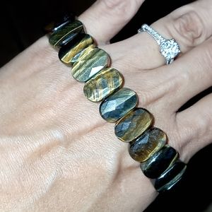 Tiger eye bangle